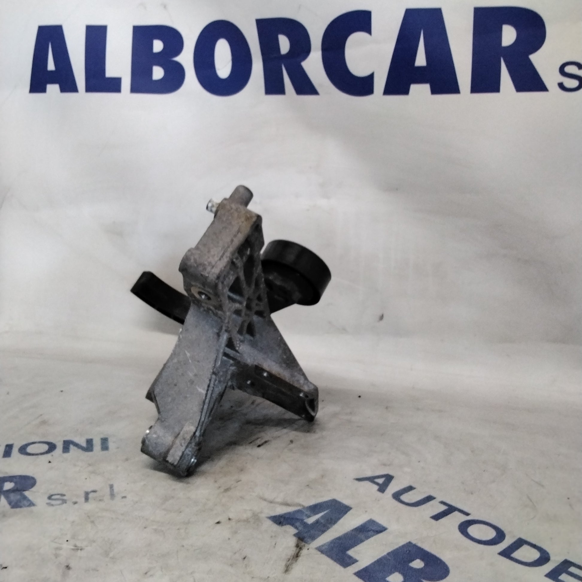 Alternator mounting bracket, A/C compressor Fiat Grande Punto 1.2 petrol year 2009