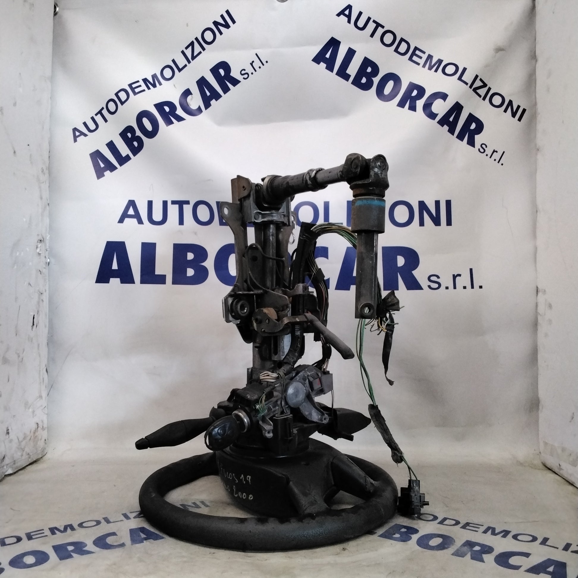 Complete steering column with keys included for Ford Focus 1.9 first series year (98-02) (3-door)