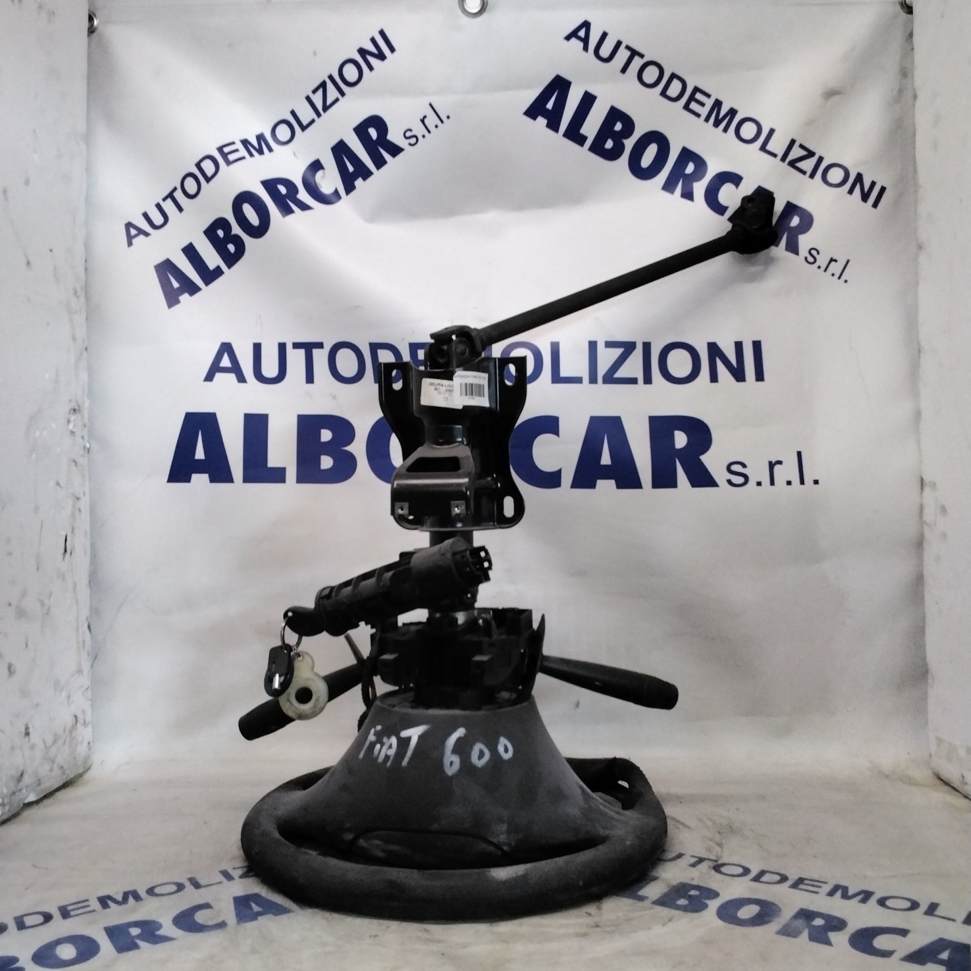 Complete steering column Fiat 600 year 2000 (with keys)(3p)