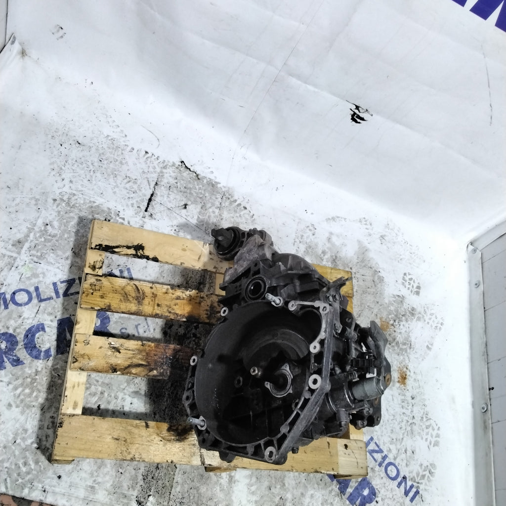 Fiat Grande Punto 1.3 MTJ 90 hp 6-speed gearbox year 2006-2012 part number 55192042