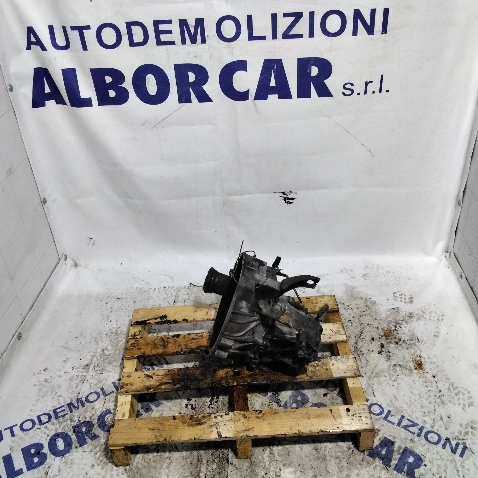Nissan Micra 1.3 petrol 5-speed gearbox year 1999 code bp7601560m3