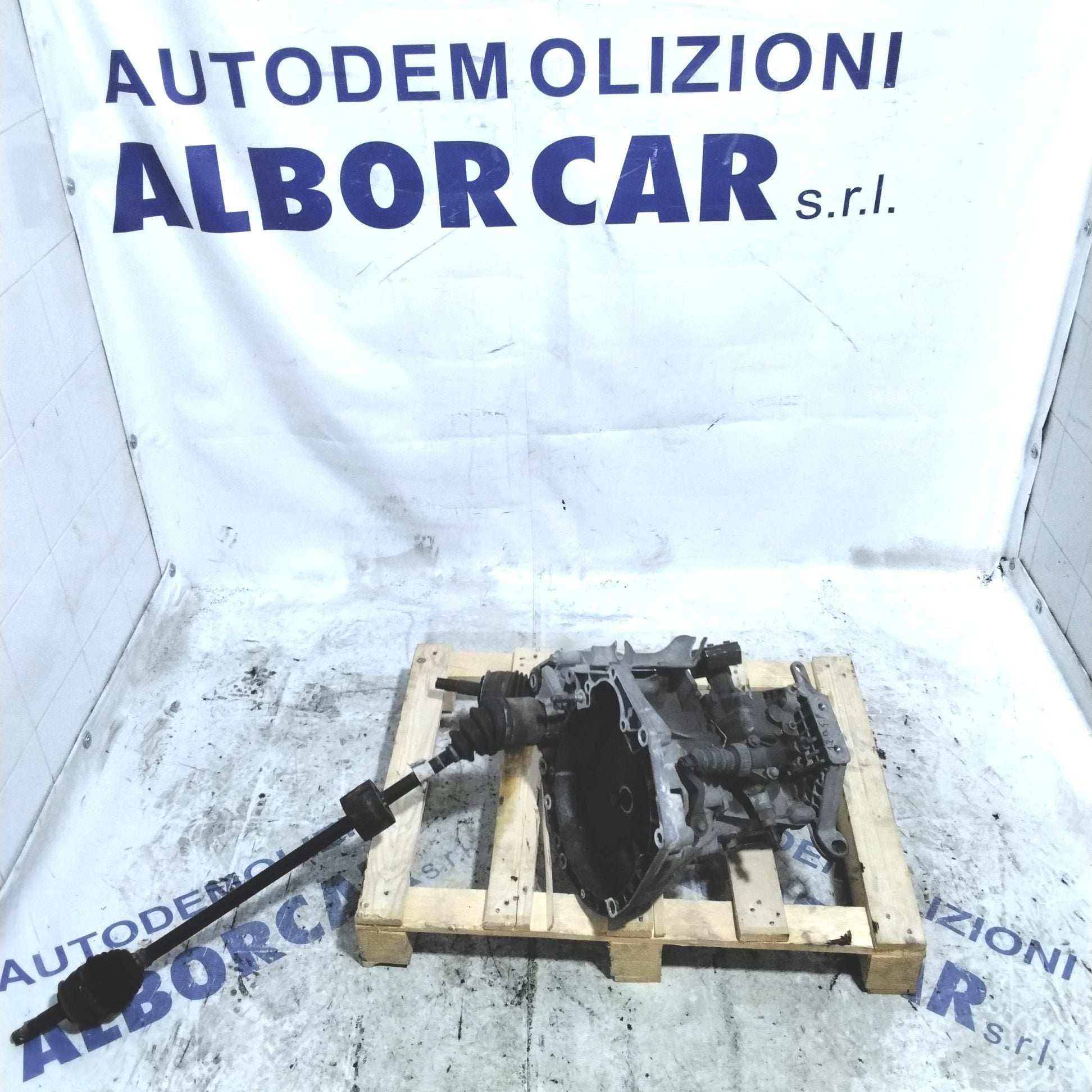 Manual gearbox Fiat Grande Punto 1.2 petrol from 2005-2012 code 73502791