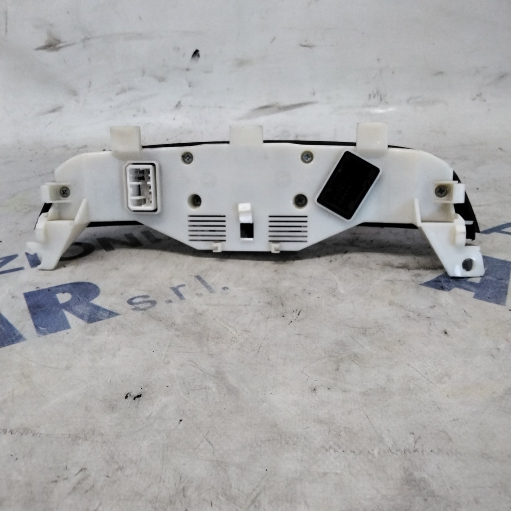 Pulsantiera alza cristalli blocco comandi centrale fiat punto