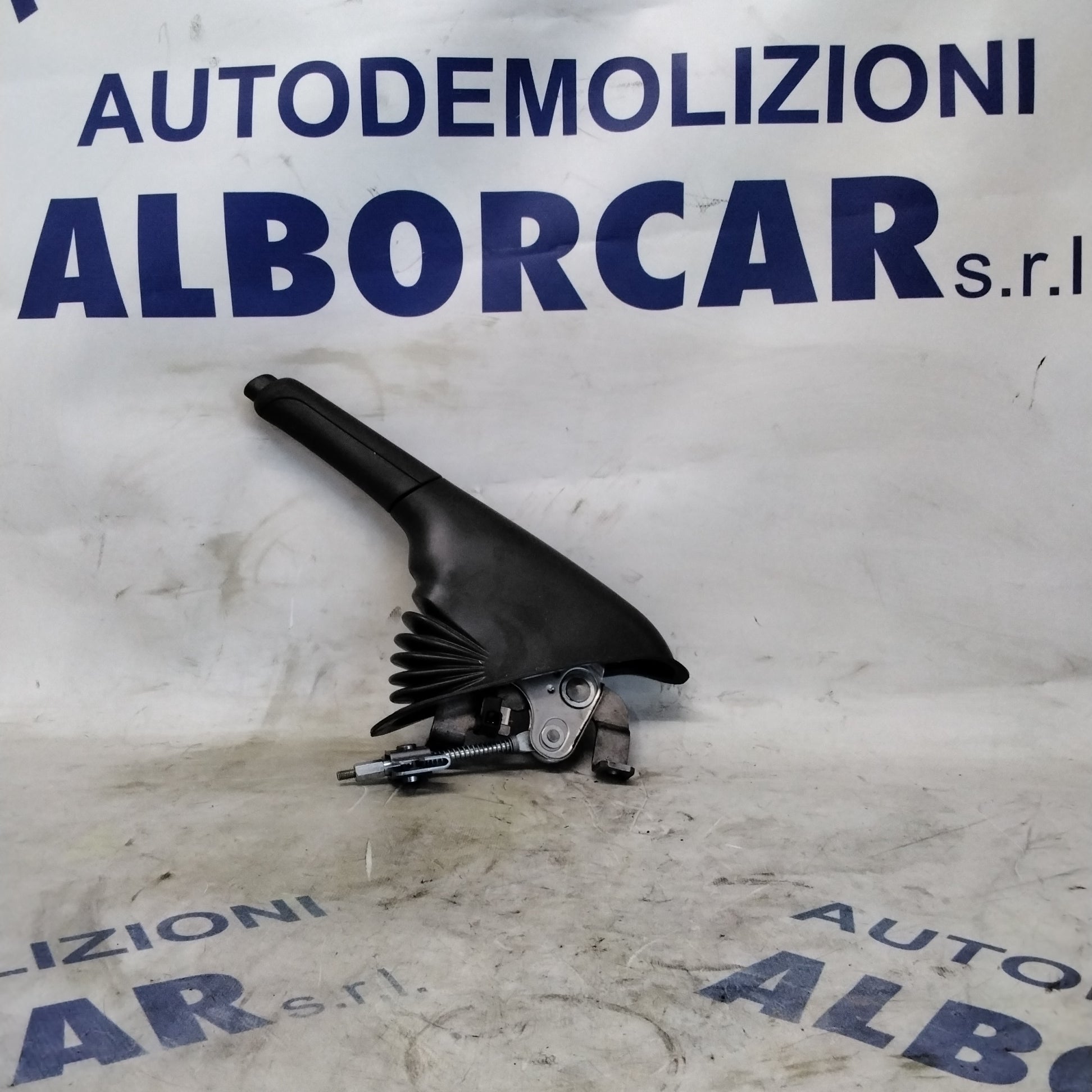 Handbrake lever Fiat 500 1.2 petrol year 2009