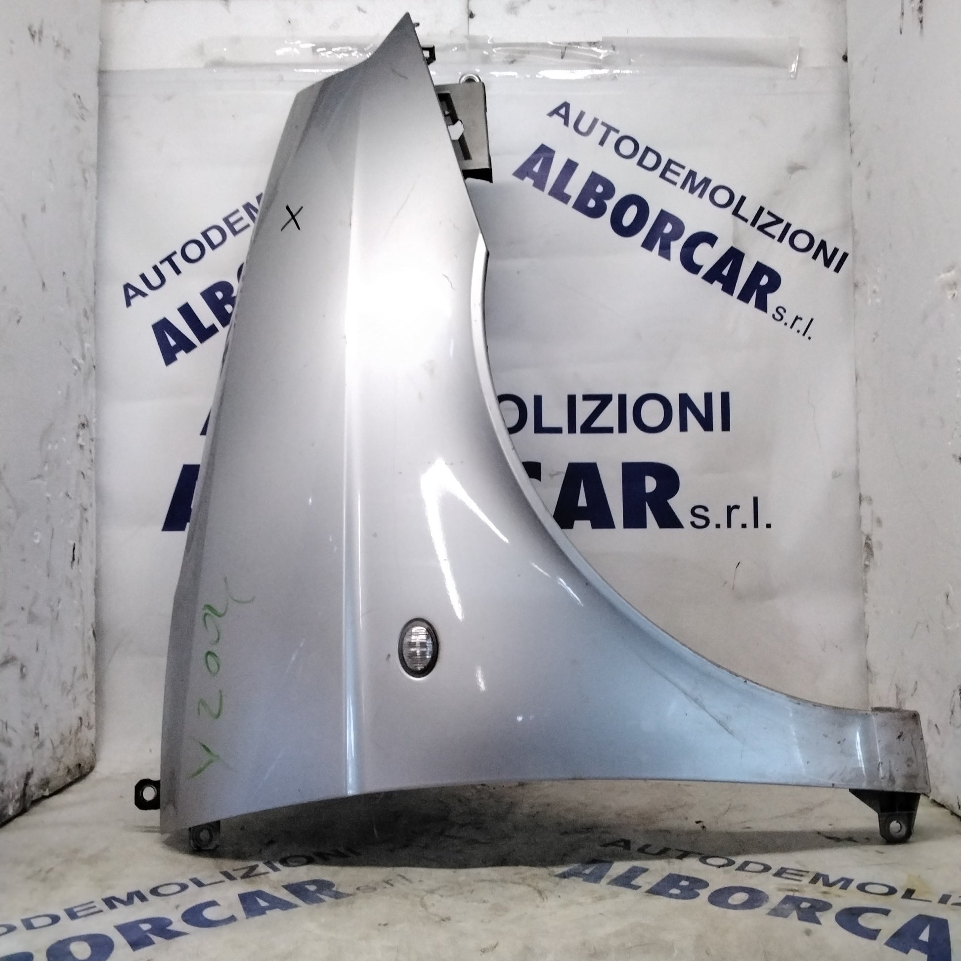 parafango fianchetto anteriore destro Lancia y anno 2004