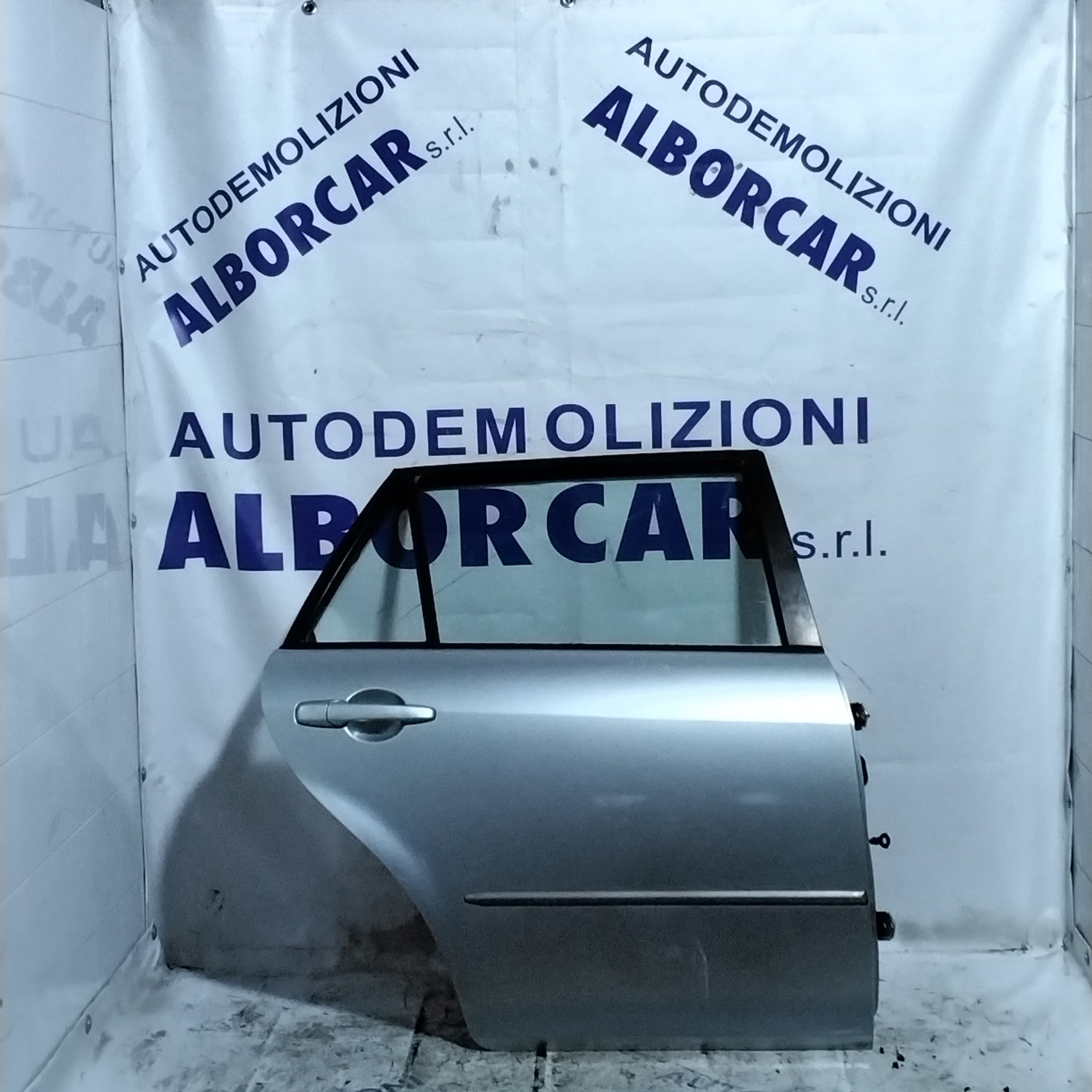 right rear door Mazda 3 2.0TD year 2006