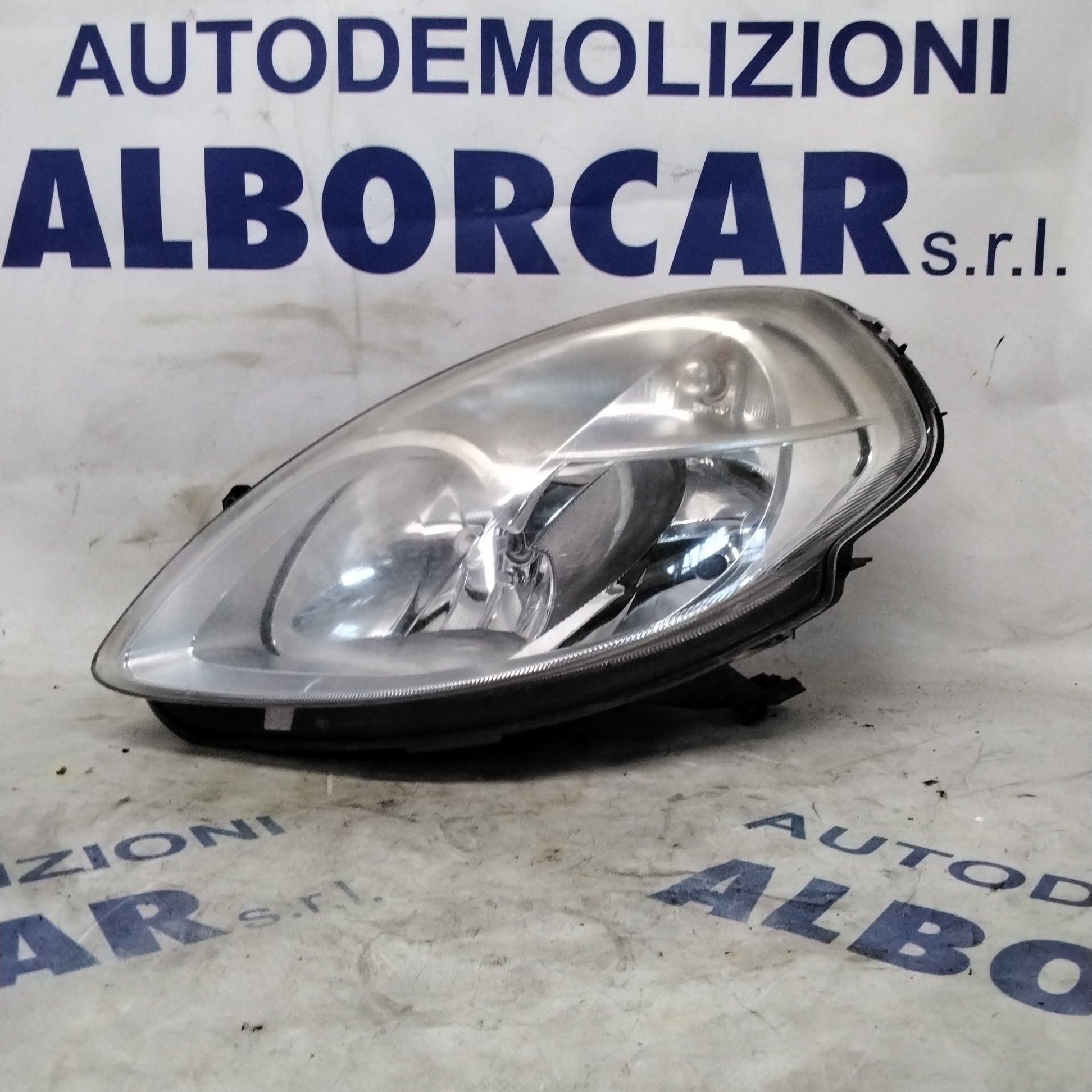 faro delantero izquierdo Lancia Ypsilon 2003-2011