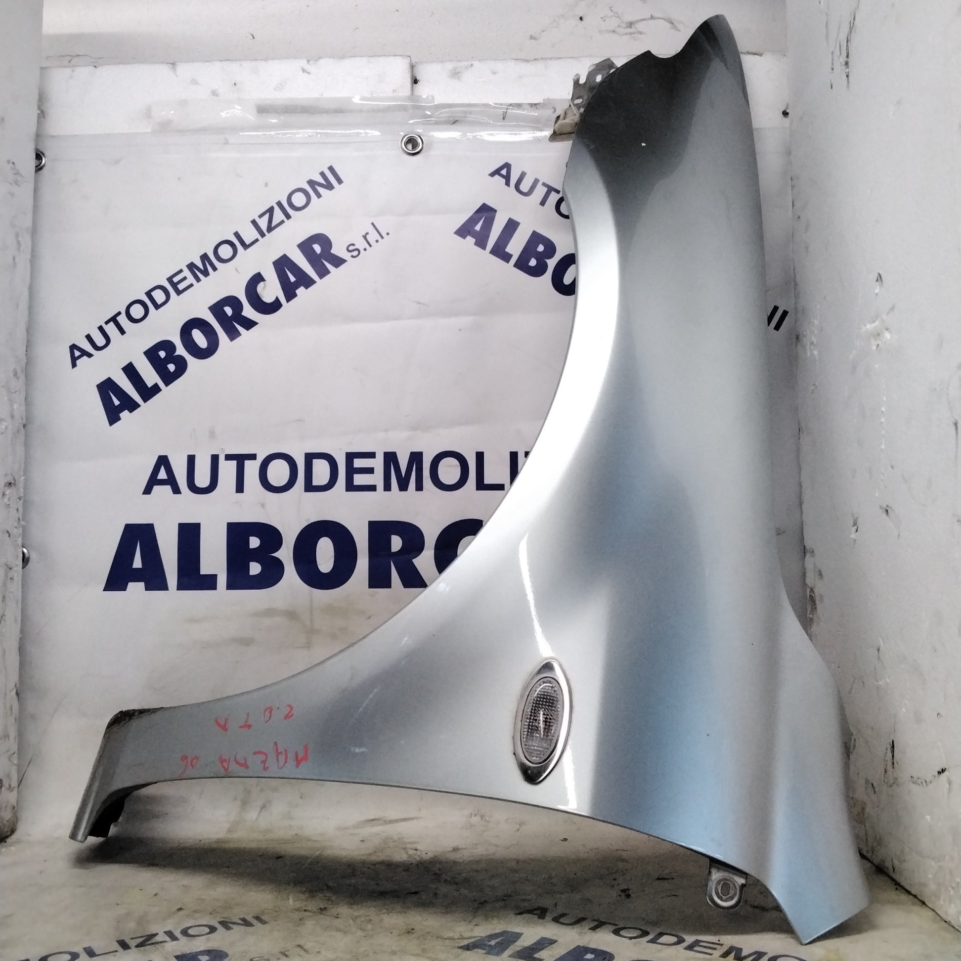left front fender flare Mazda 2.0 TD year 2006