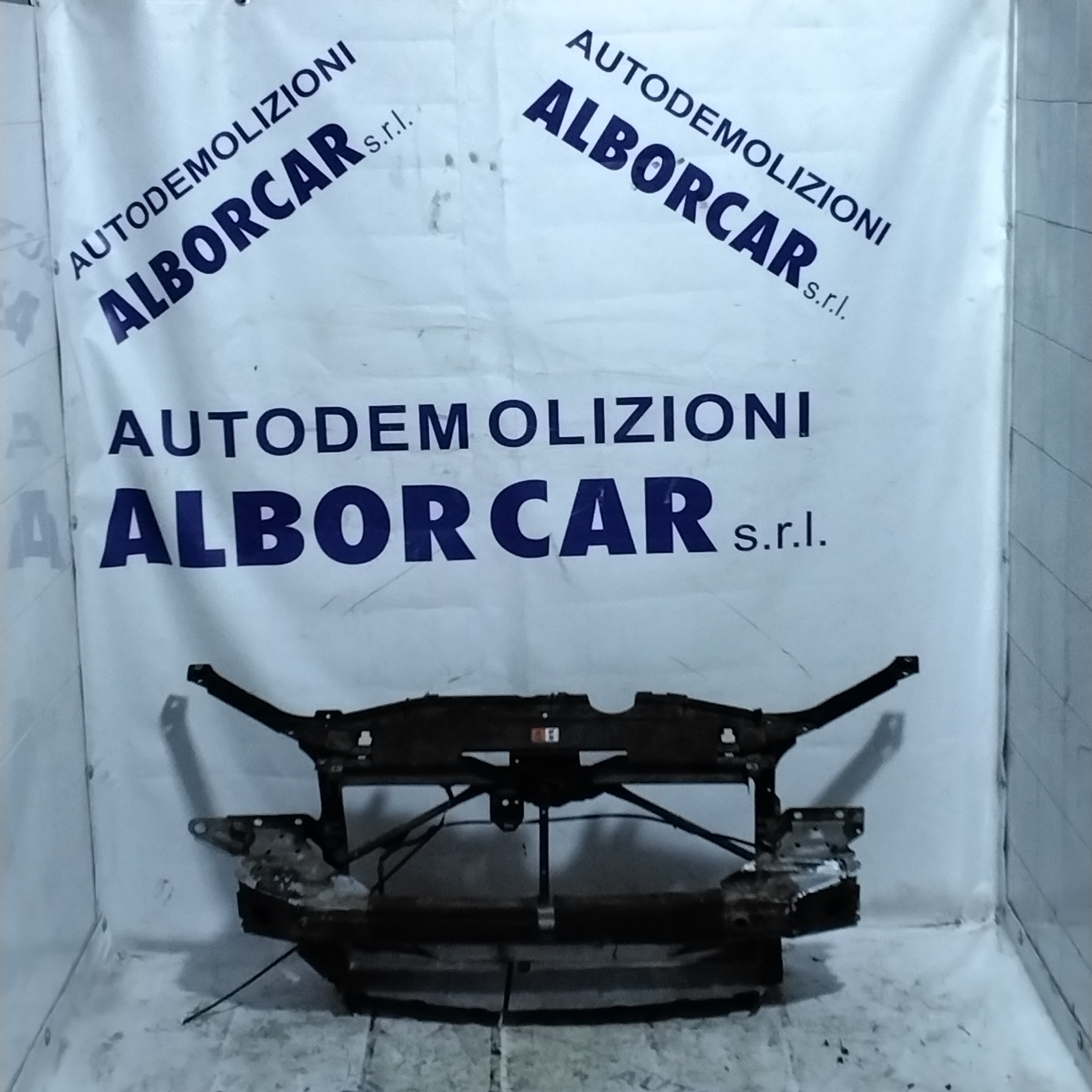 Mazda 2.0 TD Grille Year 2006