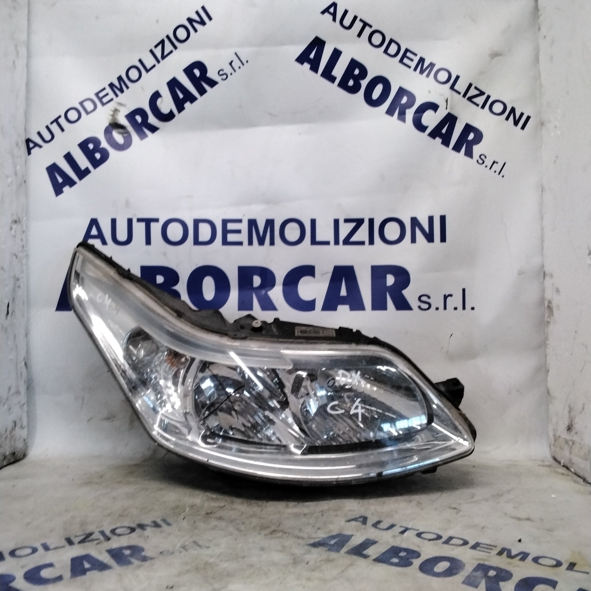 Headlight right front Citroen C4 coupe