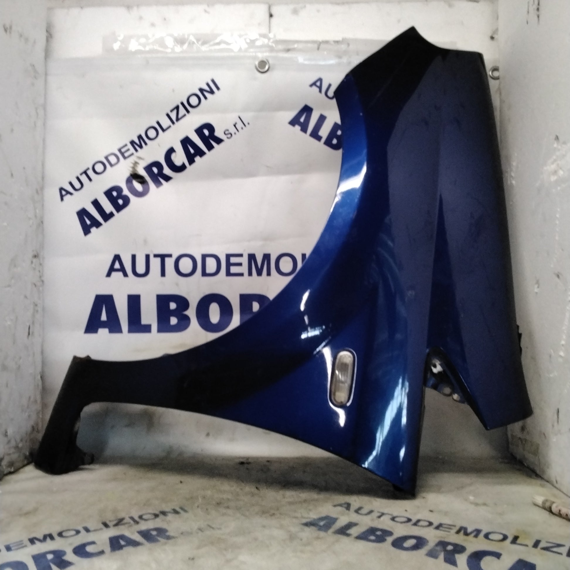 Left front mudguard side panel Fiat Punto 1.3 MJT 90 HP year 2005-2006