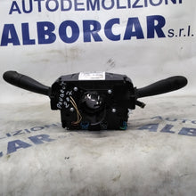 Carica l&#39;immagine nel visualizzatore di Gallery, Devio tergi luci peugeot 207 codice 96661299xt
