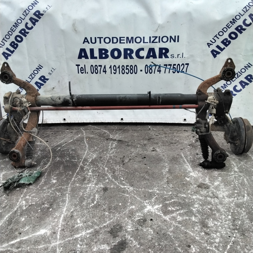 Eje trasero Peugeot 206 año 2004 sin ABS