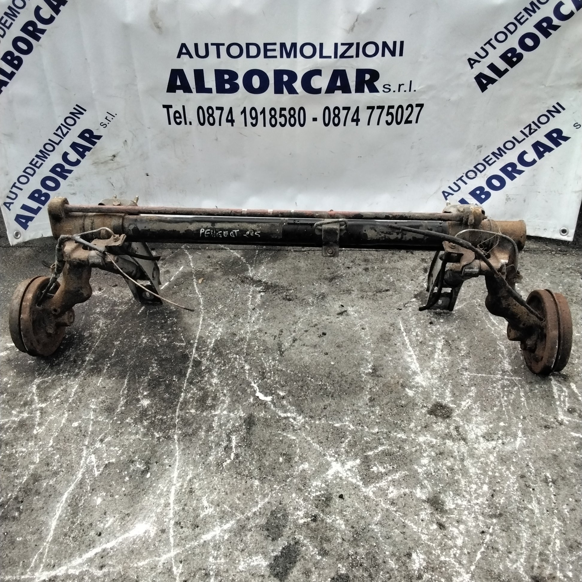 Ponte posteriore peugeot 205 benzina anno 1997