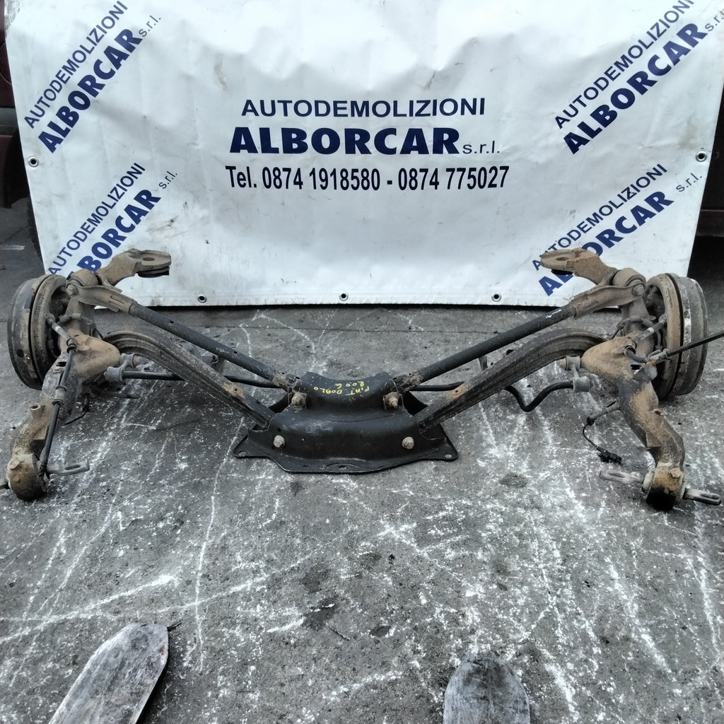 Puente trasero Fiat Doblò diésel año 2014