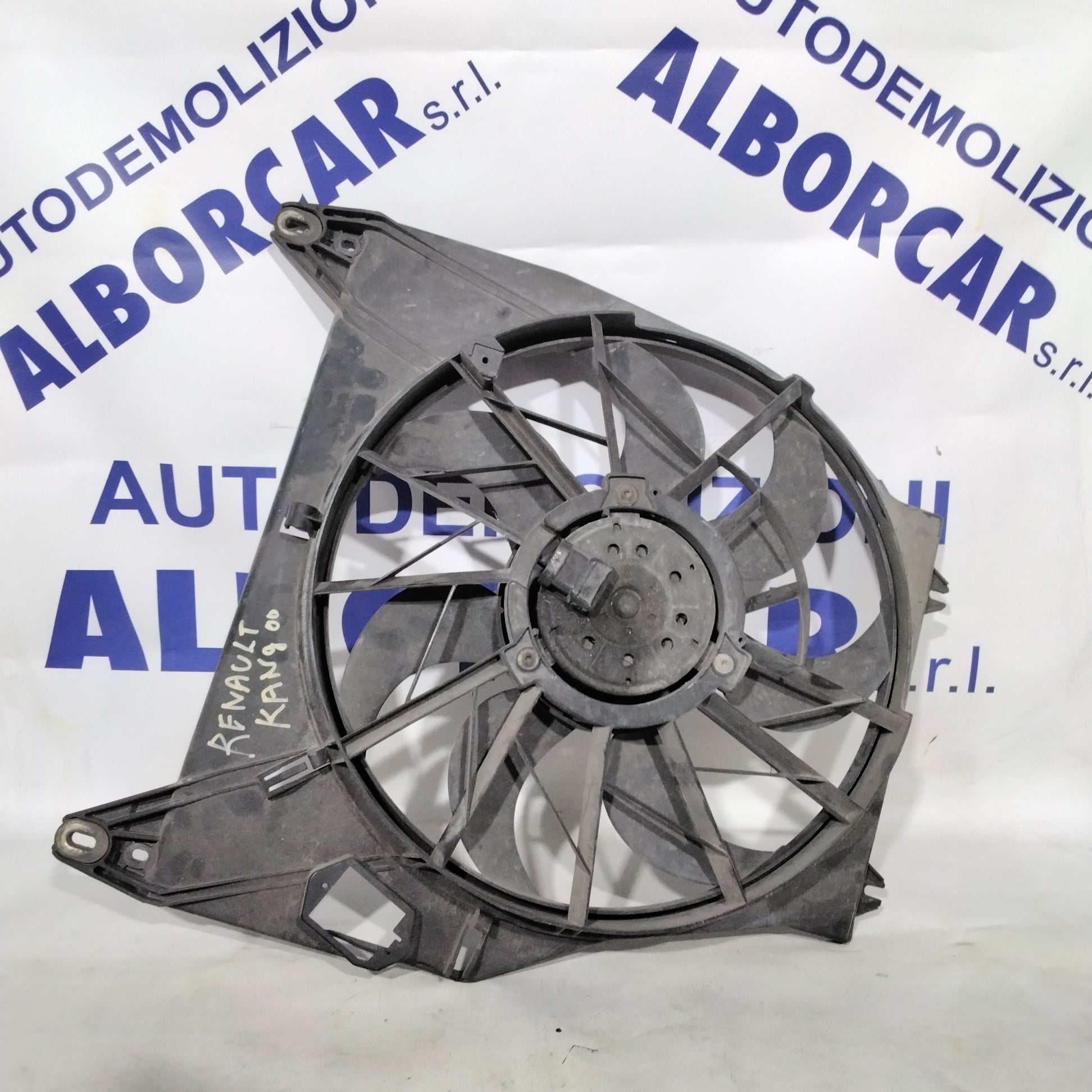 Ventola raffreddamento renault kangoo 1.9 diesel anno 1998 codice:012855