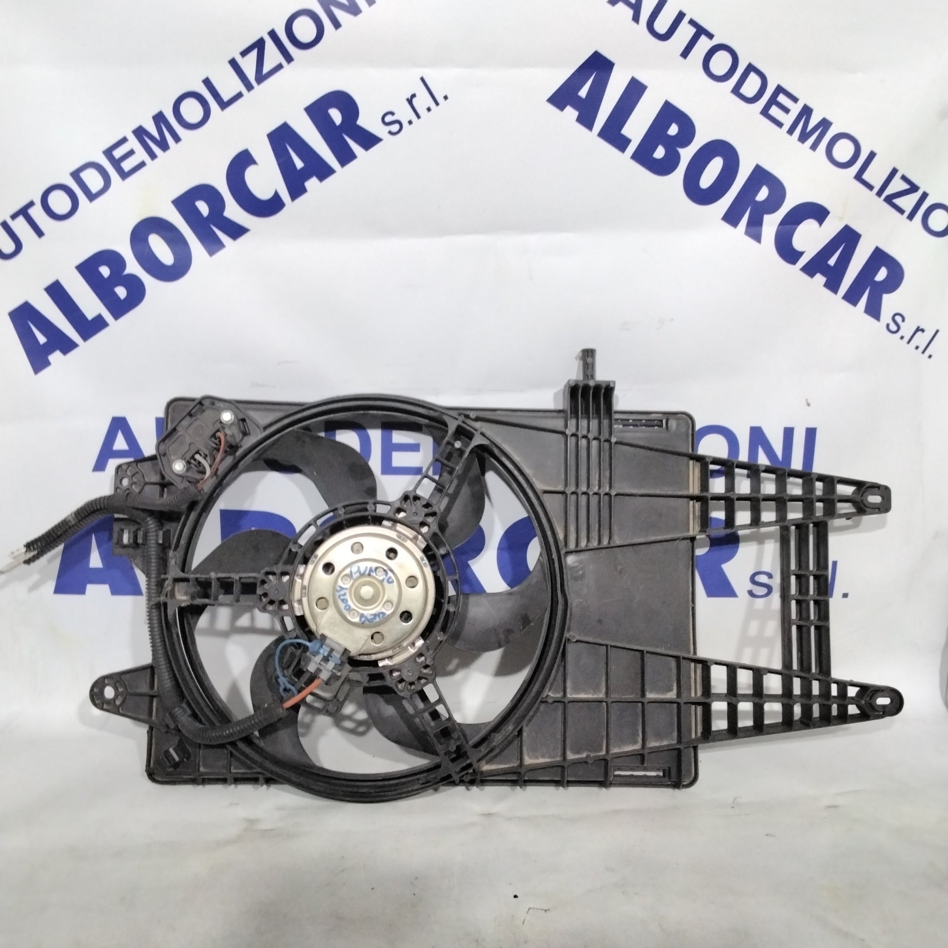 Ventola raffreddamento fiat punto 1.2 benzina anno 1999/2003 codice:823700600