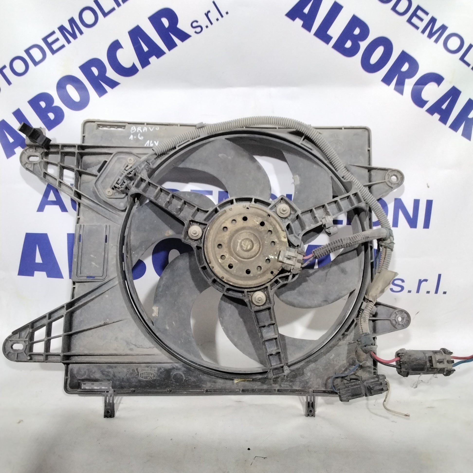 Ventola raffreddamento fiat brava 1.6 benzina 16V anno 1999 codice:815400200