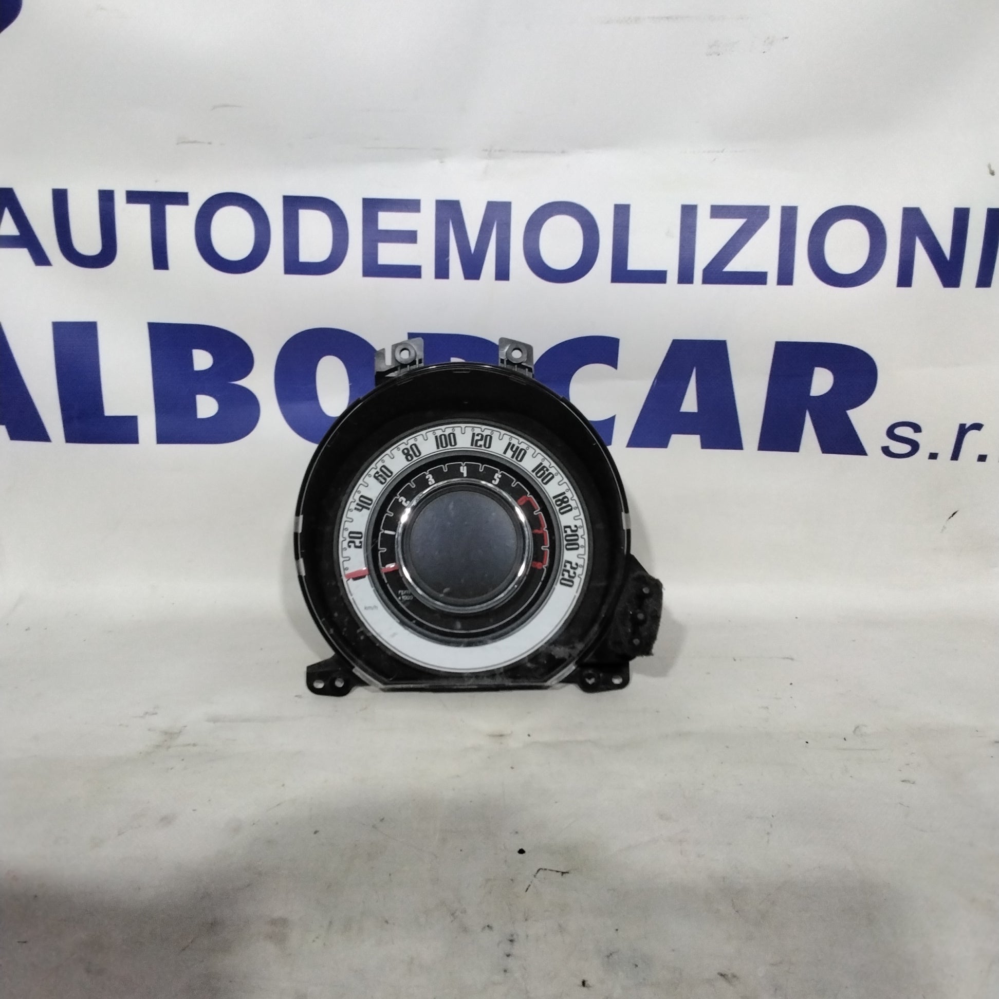 Instrument cluster/speedometer Fiat 500 1.2 petrol year 2007 code: 5550021211 (sf7p2)