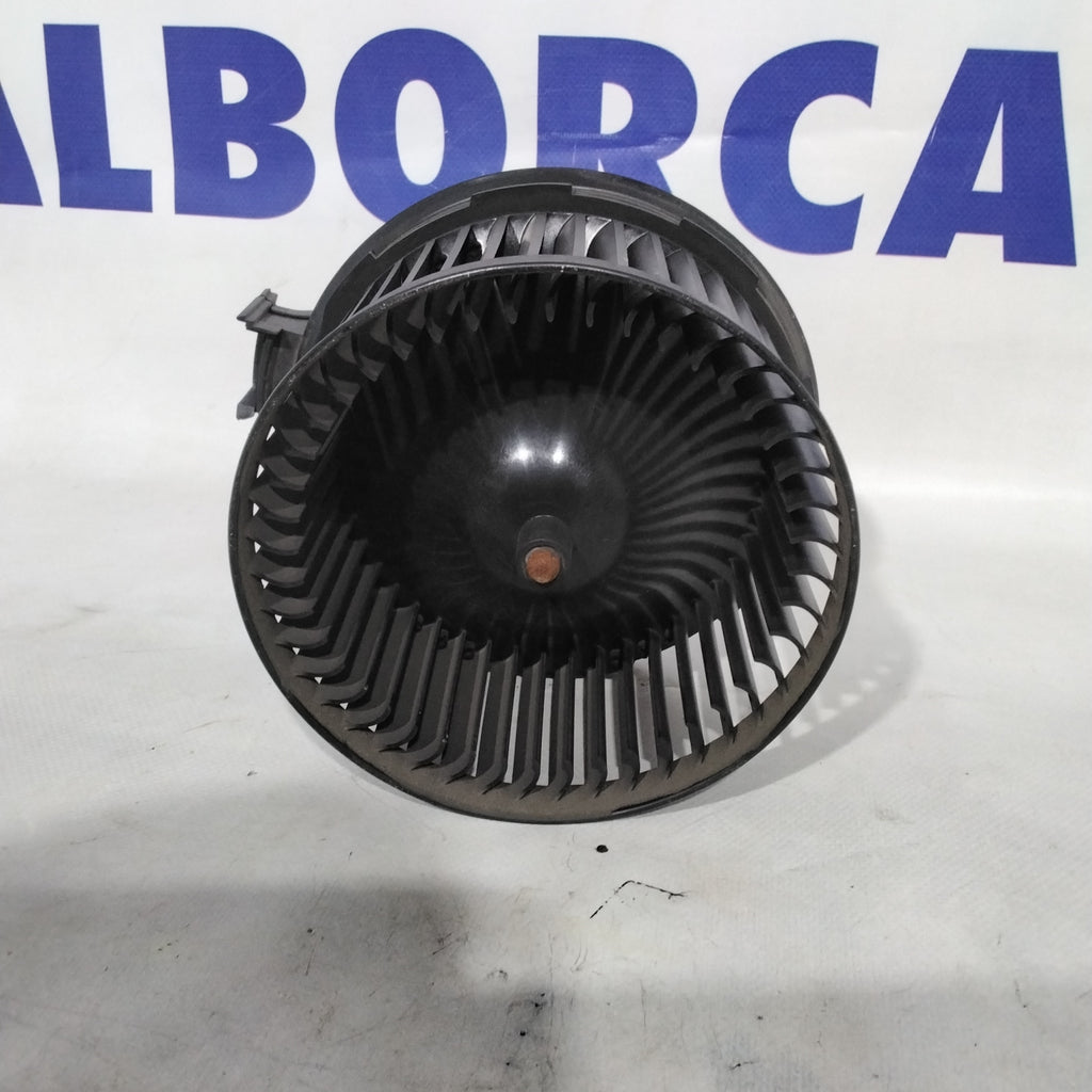 Ventola riscaldamento ford fiesta  6 1.4 anno 2008/2017 codice :0130115551(sf13p4)