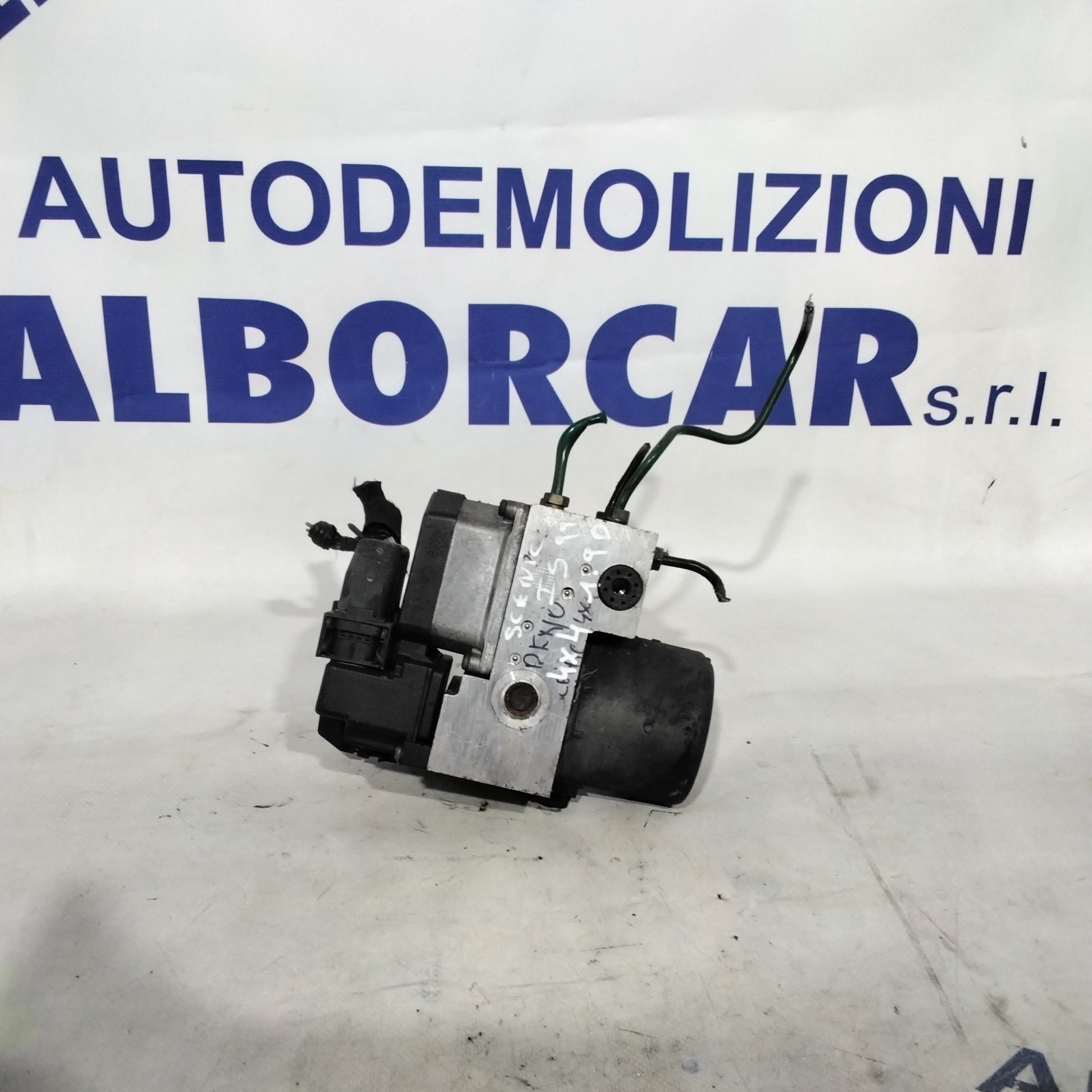 ABS control unit Renault Scenic first series 4x4 1.9 diesel year 1999 code: 0265220544 control unit code: 0273004396(sf A3 p3)