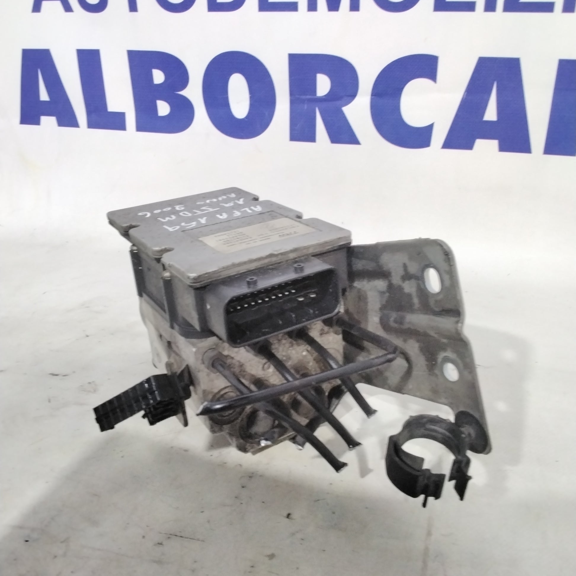 Pompa centralina Abs alfa romeo 159  1.9 jtdm anno 2006 codice :54084738/51781780/sn4422981/15314002(sfA3p6)