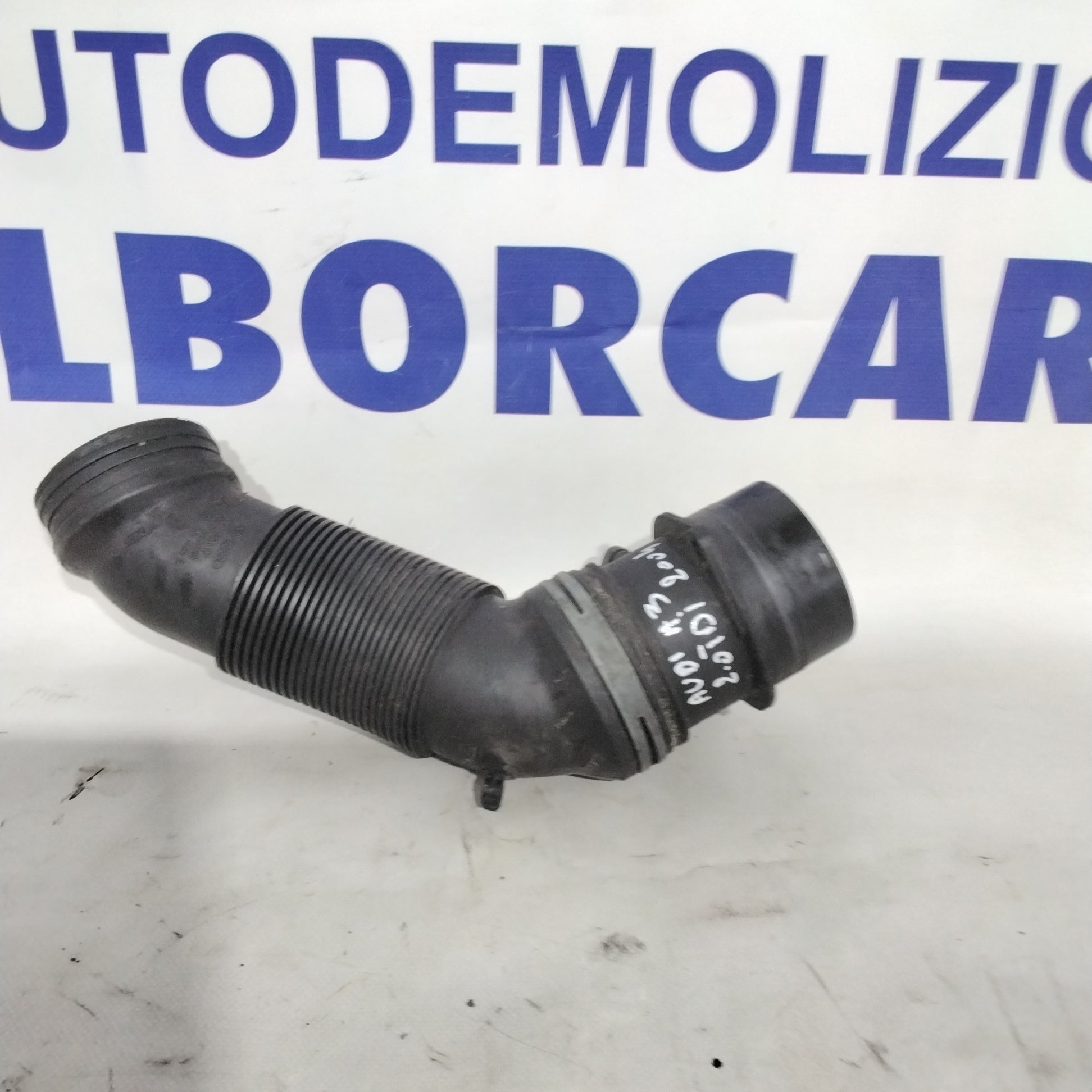 Caudalímetro Bosch Audi A3 8P 2.0 TDI año 2004 código:0281002461