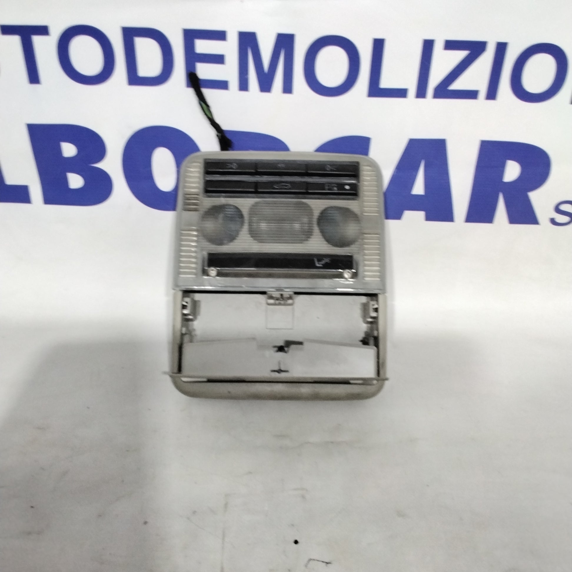 Plafoniera luce interna anteriore e porta chiave alfa romeo 159 anno 2005 codice :156061550