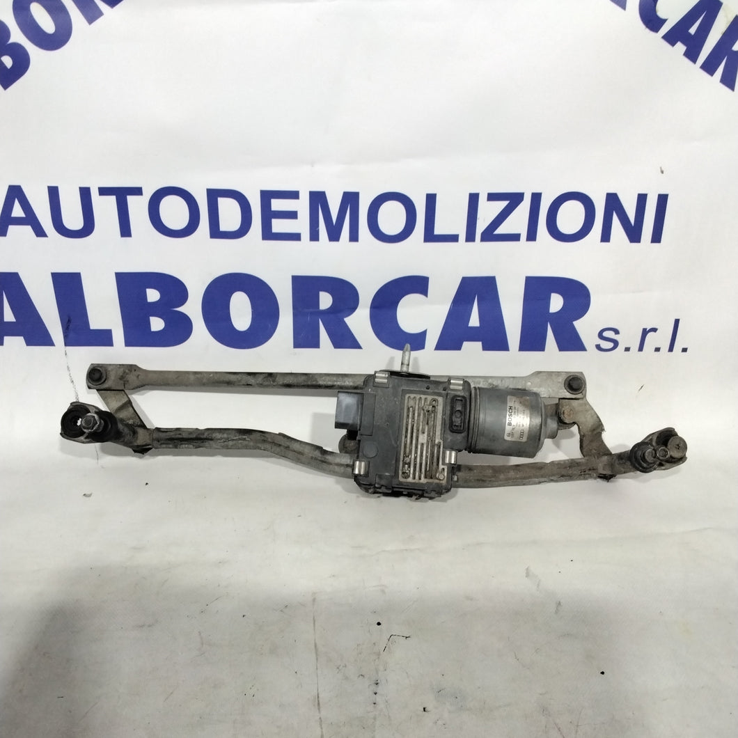 Motorino  Tergicristallo Anteriore audi A3 anno 2004 codice :0390241719
