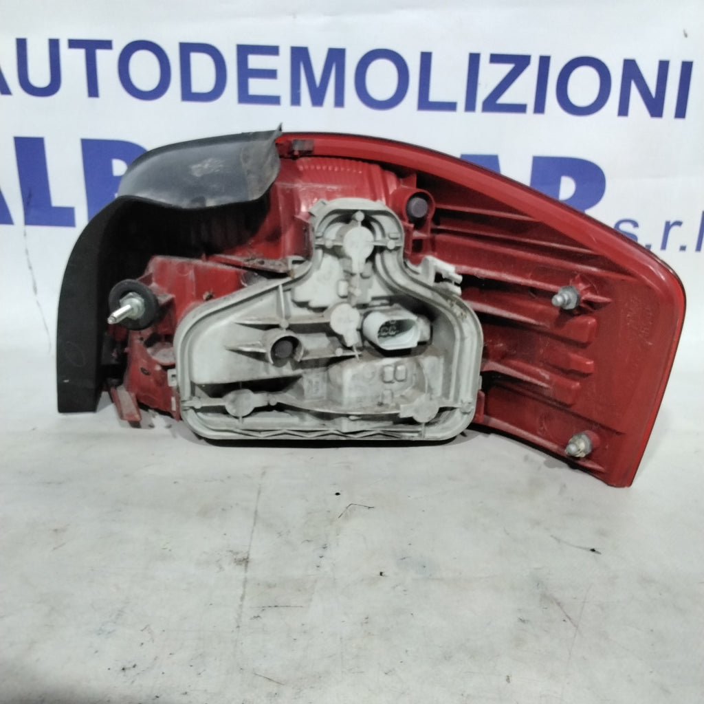 fanale stop sinistro audi a3  3 porte anno 2003