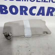 Carica l&#39;immagine nel visualizzatore di Gallery, Parasole lancia ypsilon anno 2006
