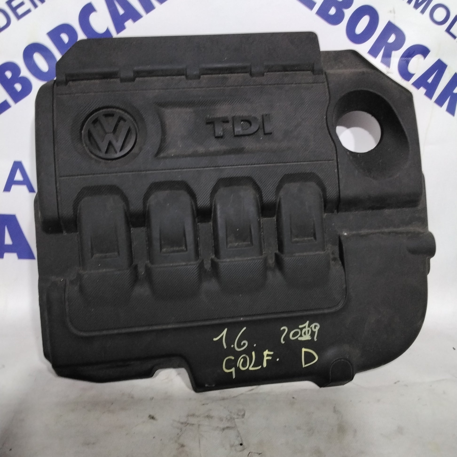 Copri motore volkswagen golf 7 1.6 diesel anno 2017