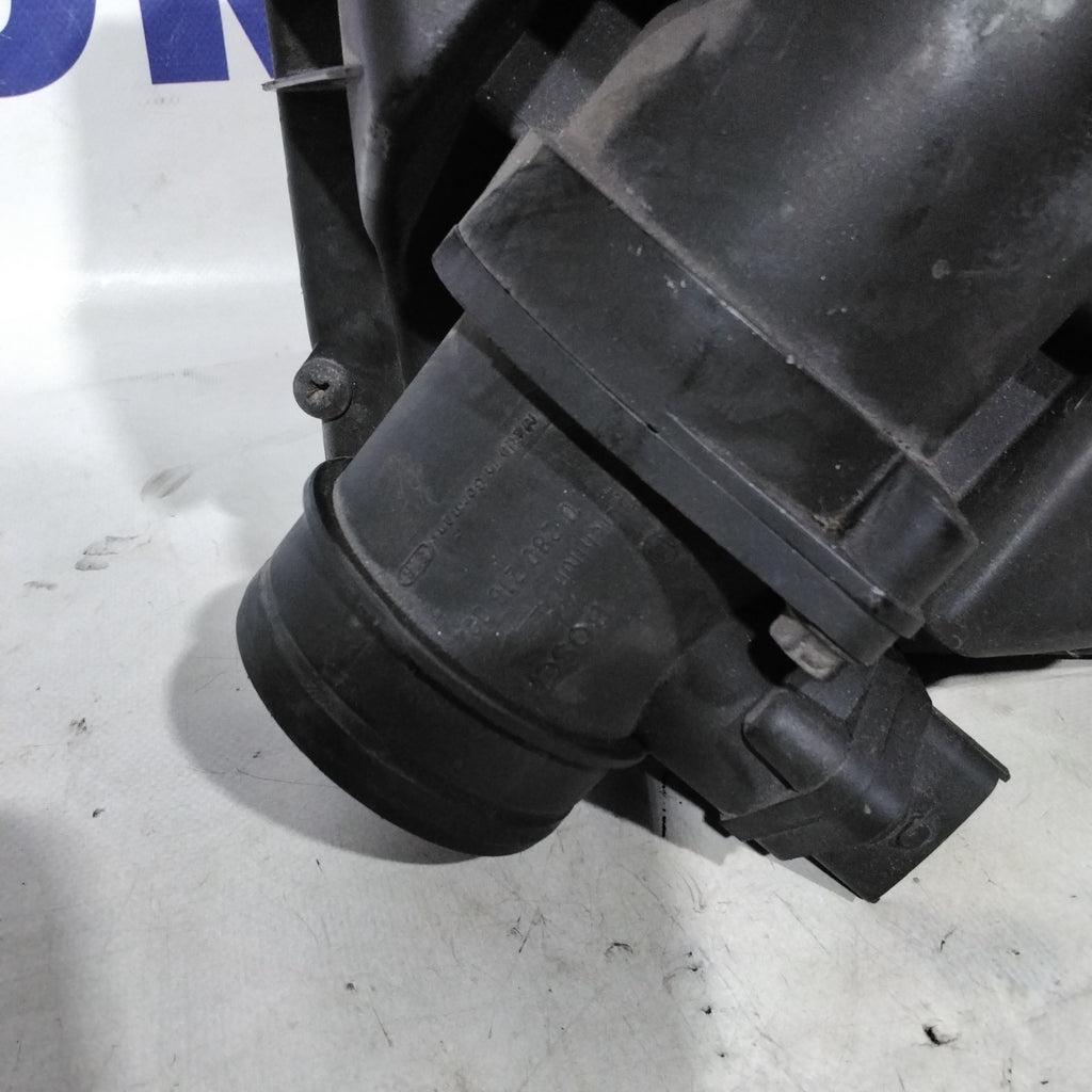 Air filter housing with airflow sensor Fiat Multipla 1.9 JTD year 2000 code: 46531039