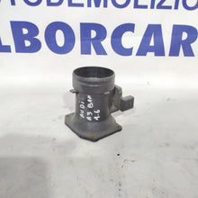 Carica l&#39;immagine nel visualizzatore di Gallery, Debimetro audi a3 1.6 benzina anno 1999 codice:06A906461B
