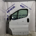 puerta delantera izquierda Renault Master 2.7 diésel año 2011
