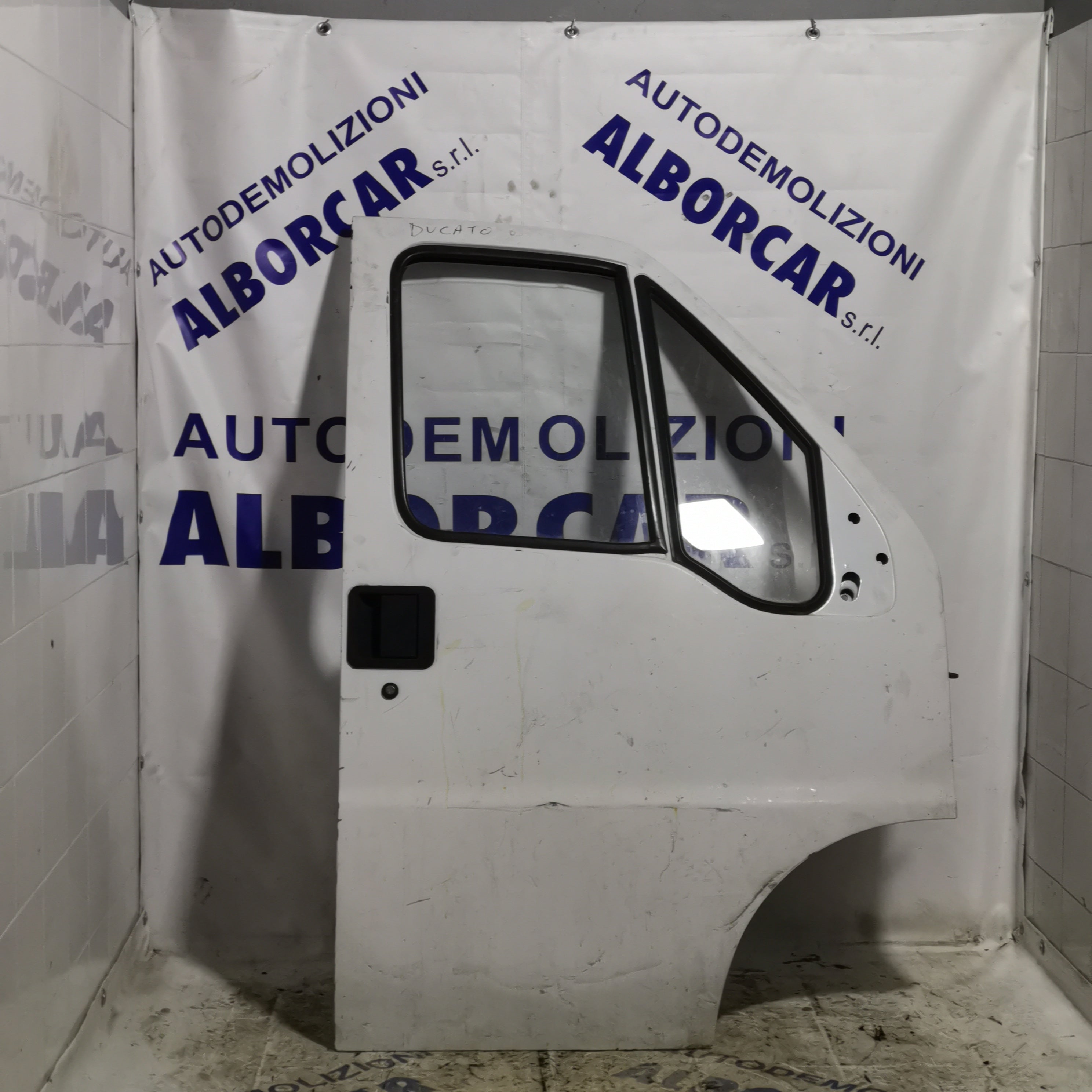 puerta delantera derecha Fiat Ducato año 2000