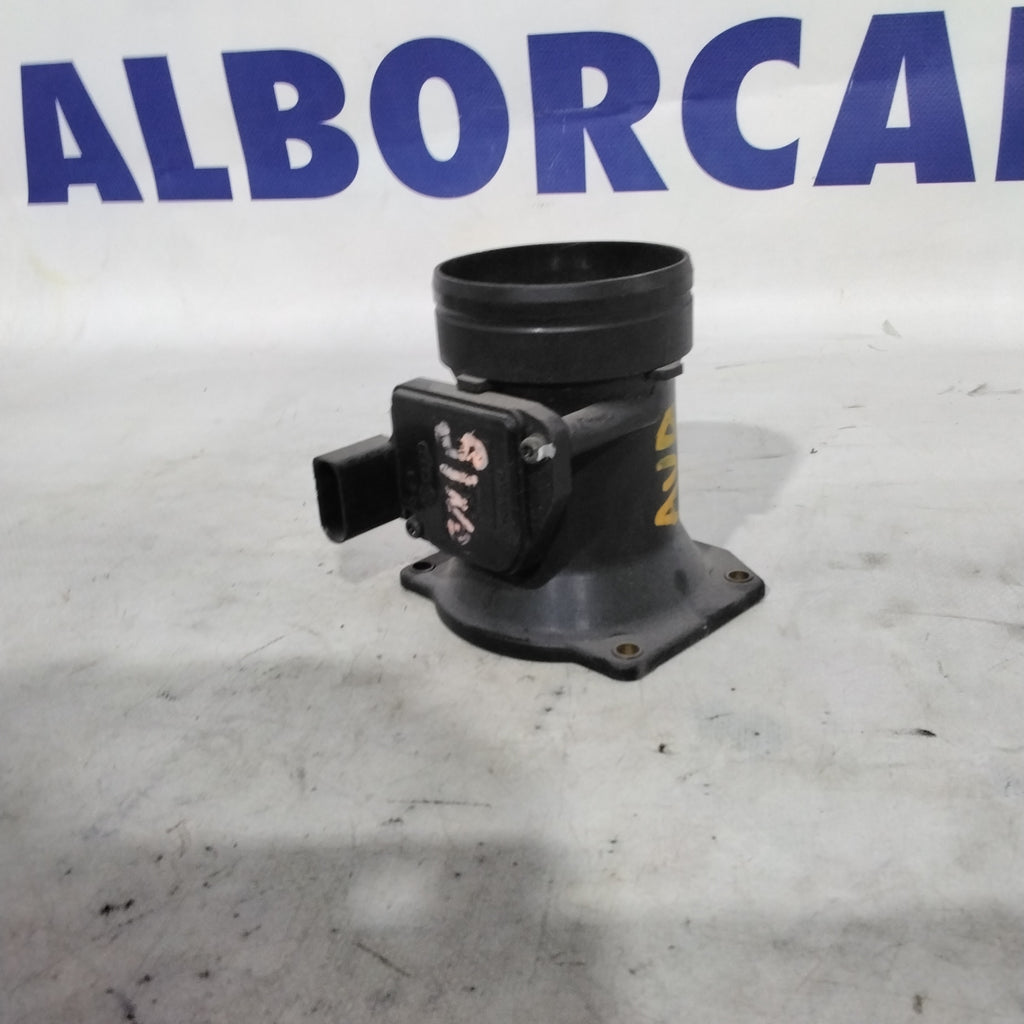 Volkswagen Golf 4 petrol air flow meter year 1997/2003 code: 06A906461B