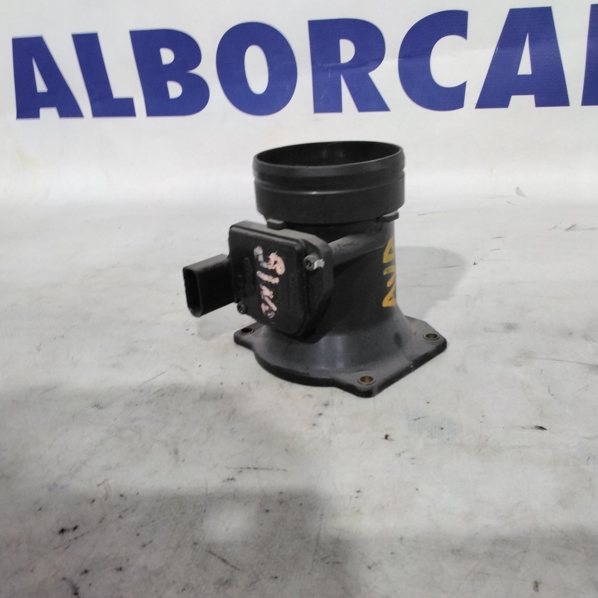 Volkswagen Golf 4 petrol air flow meter year 1997/2003 code: 06A906461B