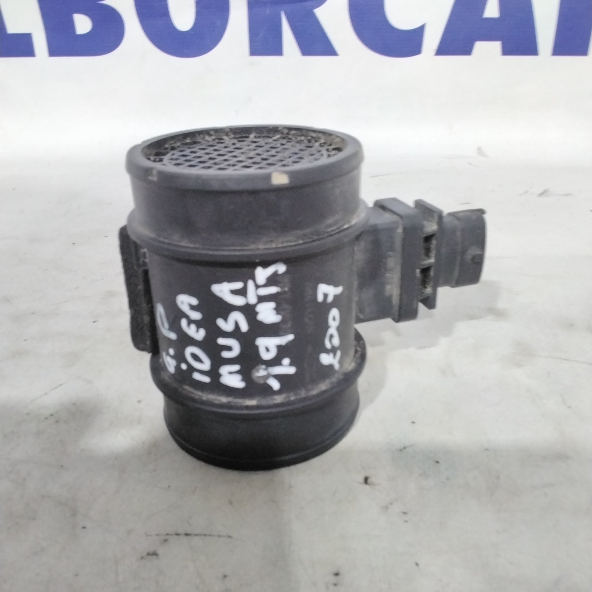 Air flow meter Fiat Grande Punto / Idea 1.9 MTJ year 2007 code: 55350048