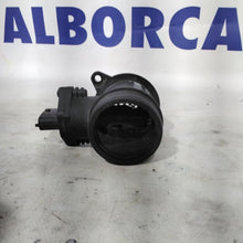 Carica l&#39;immagine nel visualizzatore di Gallery, Debimetro hyundai matrix /getz 1.5 diesel anno 2004 codice:0281002528
