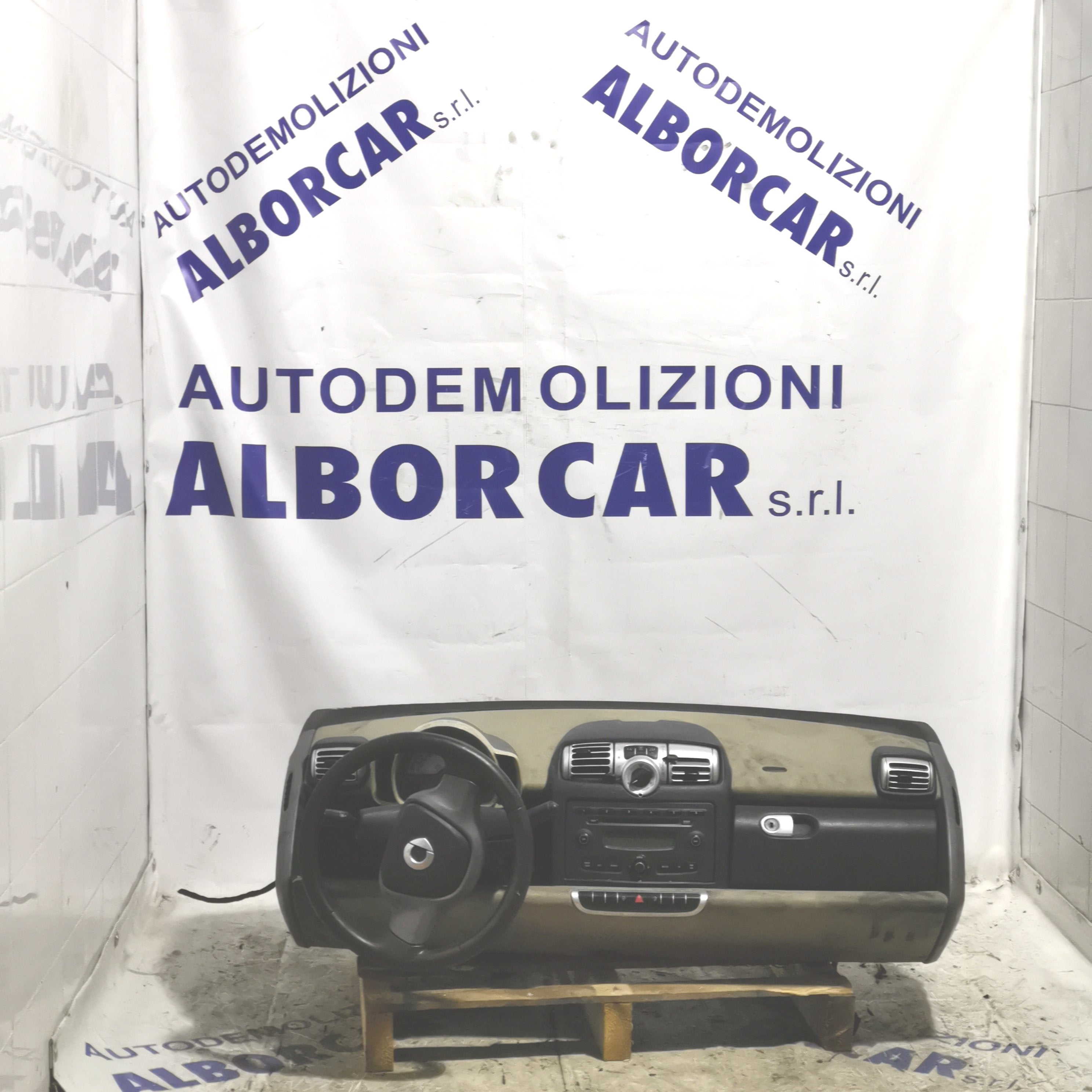 Complete dashboard smart fortwo 453 1.0 petrol year 2007