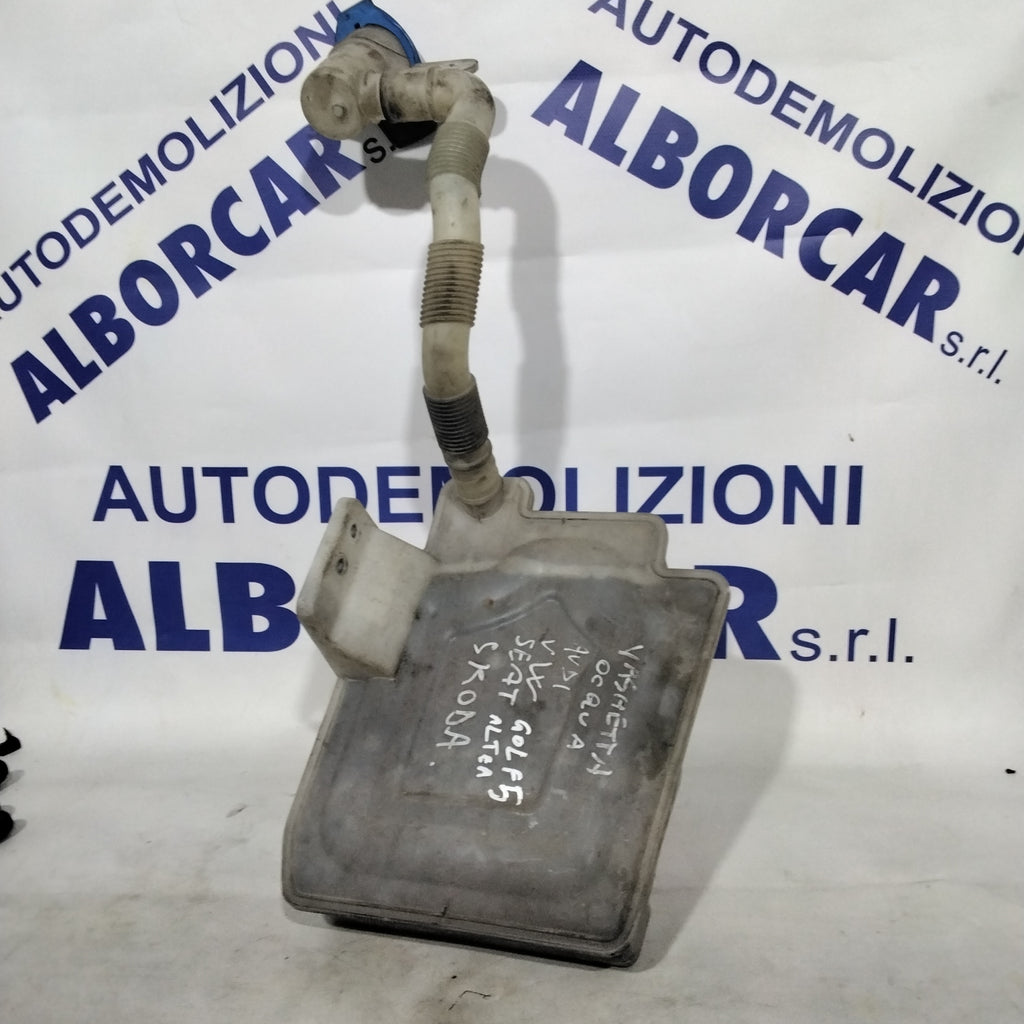 Depósito de agua del limpiaparabrisas Volkswagen Audi código: 1K0955453