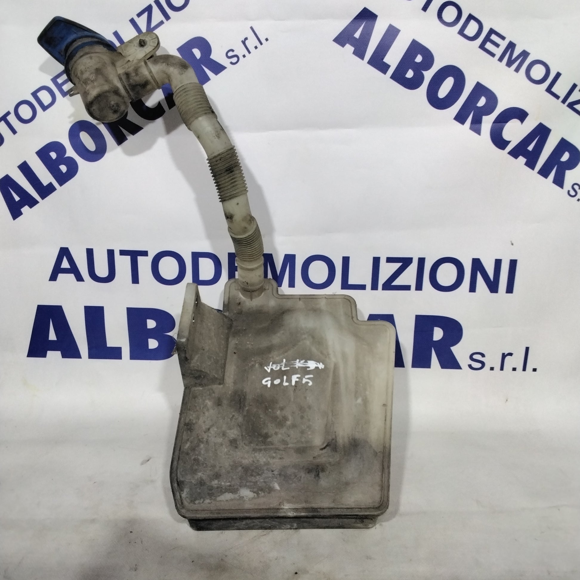Depósito del limpiaparabrisas Volkswagen Golf 5 1.6 año 2005 código: 1K0955453
