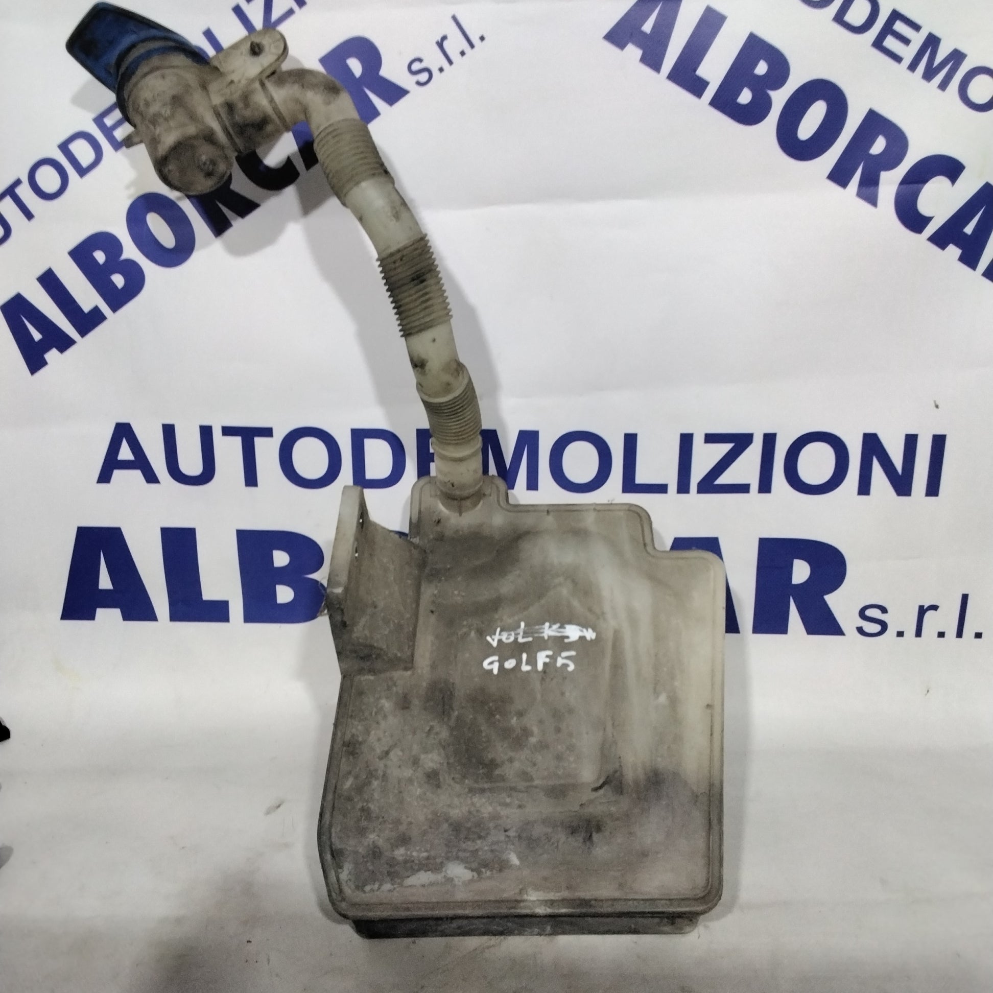 Depósito del limpiaparabrisas Volkswagen Golf 5 1.6 año 2005 código: 1K0955453