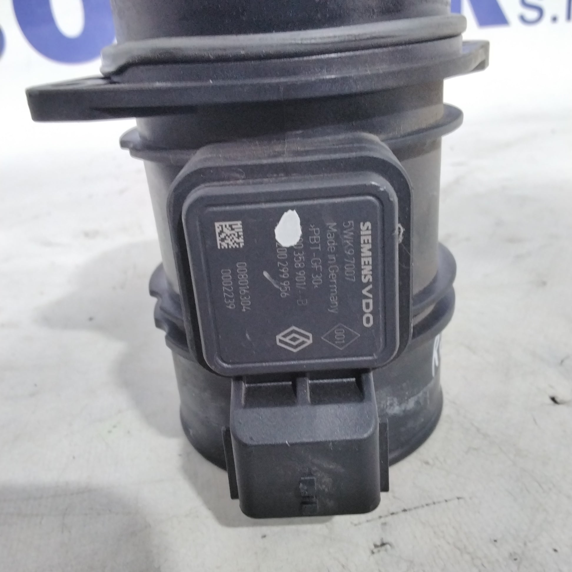 Caudalímetro Renault Clio 1.5 dci año 2005/2009 código:008016304
