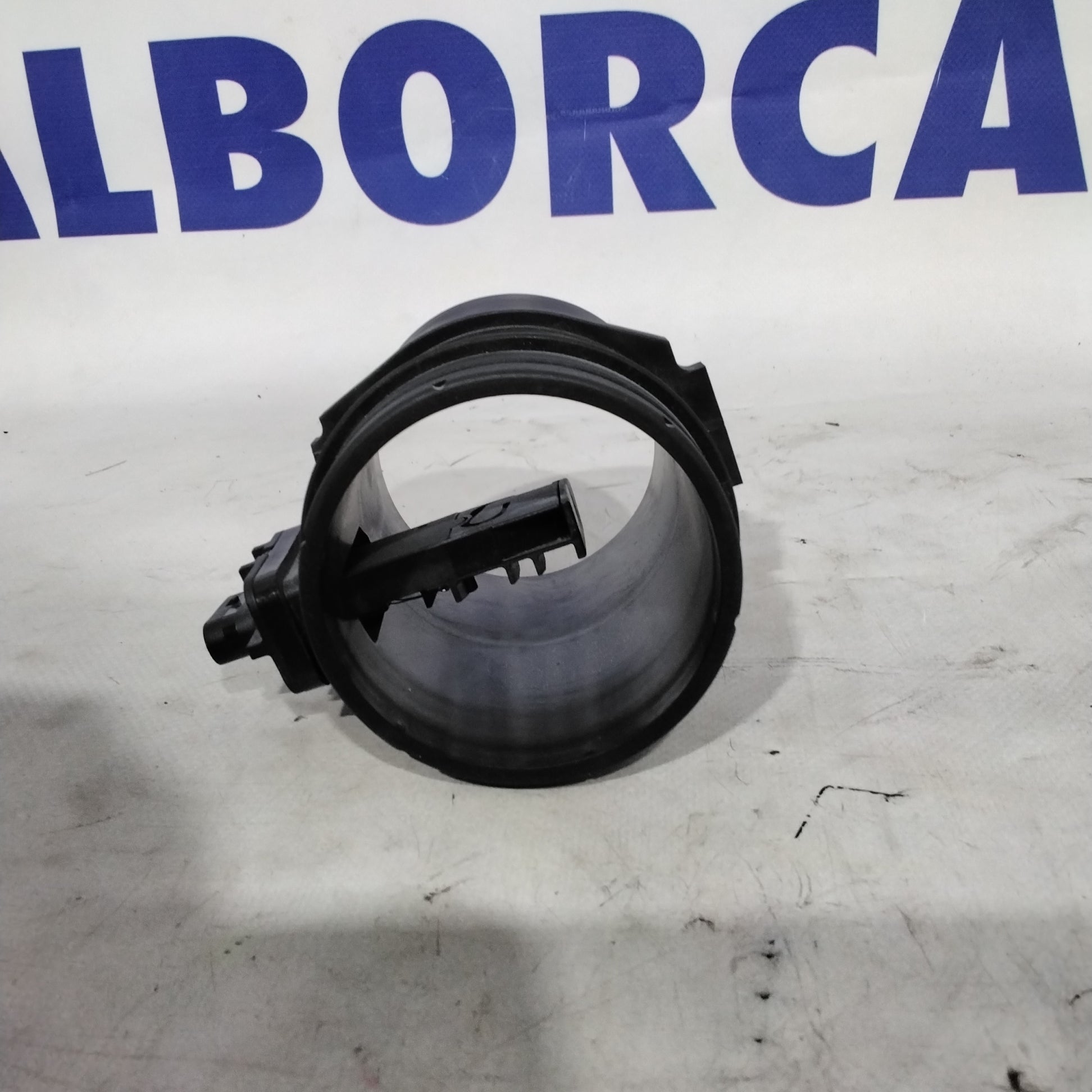 Caudalímetro BMW Serie 3 316 (E90, E91) 2.0 diésel año 2010 código: 0281006093