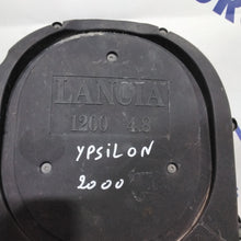 Carica l&#39;immagine nel visualizzatore di Gallery, Porta filtro d&#39;aria lancia ypsilon 1.2 benzina anno 2000 codice:46752772
