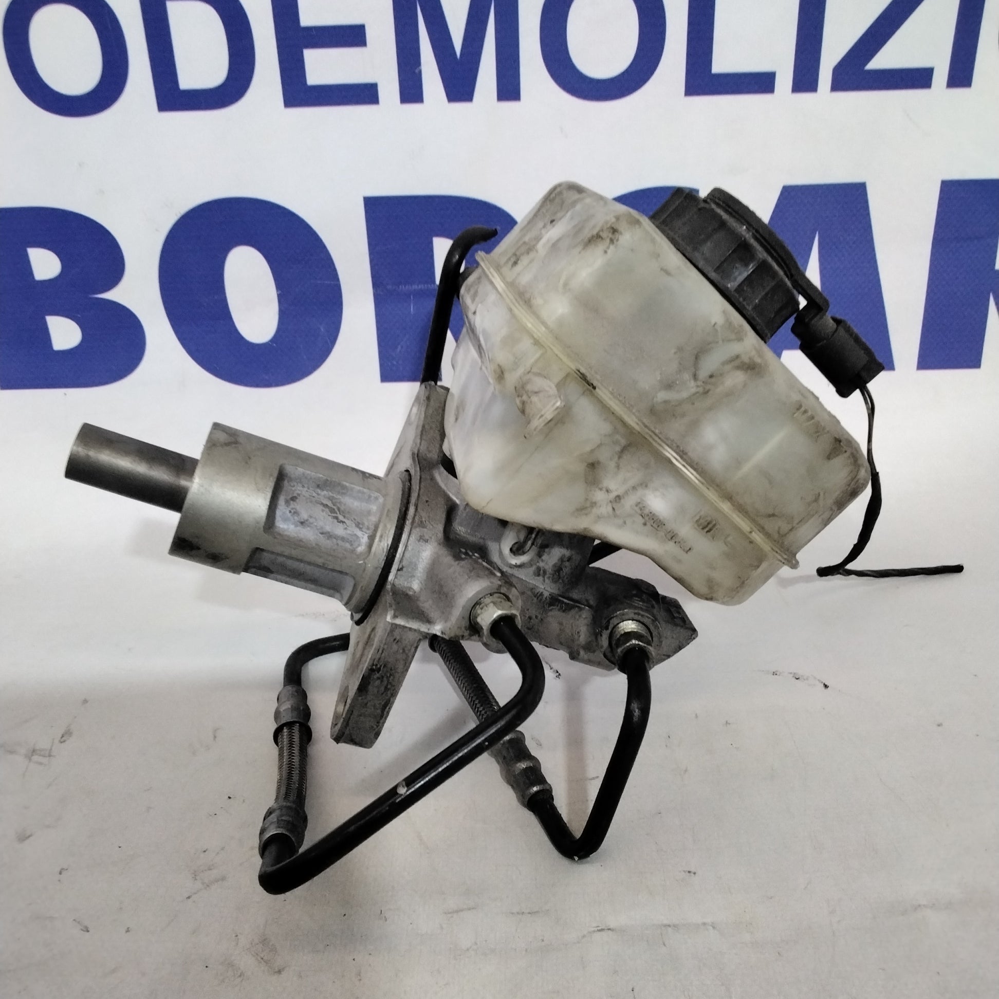 pompa freni bmw 1^serie berlina anno 2007 codice 03350886541