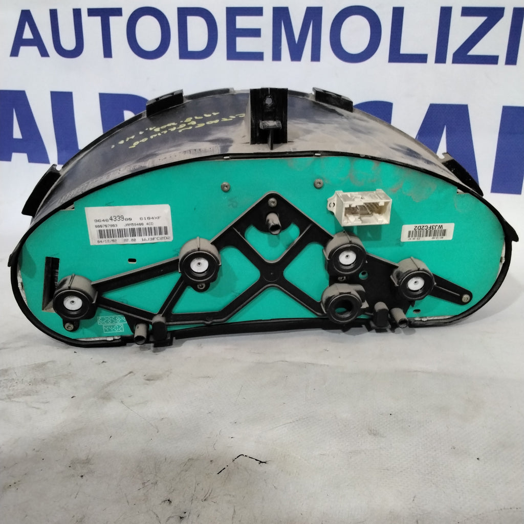 Instrument cluster/odometer Citroen Berlingo year 2001 code: 55500030000 (sf7p2)