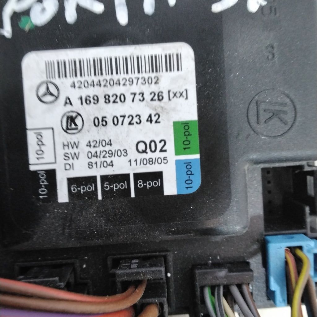 Front left door control unit for B180 /B200 (2006 model year) windows, part number: A1698207326